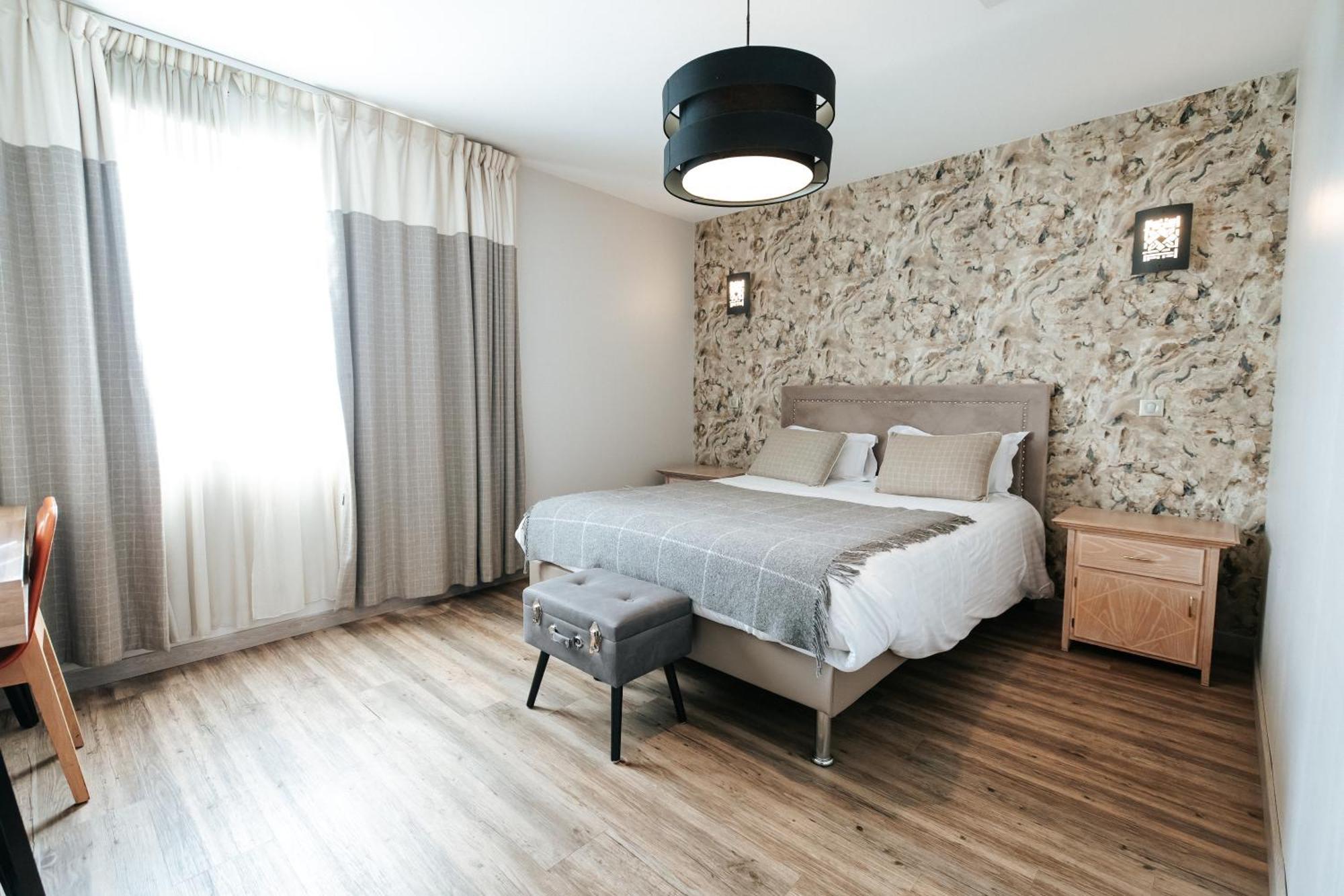 Hôtel L'ange de la vallée Oyonnax Extérieur photo